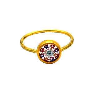 Modern Gold Ring set with an Antique Complex Murrina by G.B. Franchini, 1840/1843